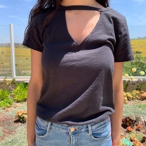 Cut out choker shirt